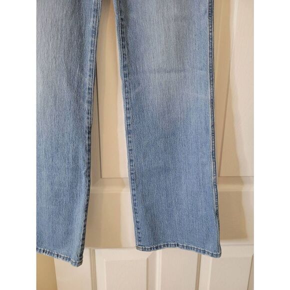 Madewell 11" High-Rise Flare Jeans in Conwell Wash 26  $135 - Picture 5 of 11